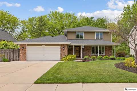 6701 Crooked Creek Drive, Lincoln, NE 68516