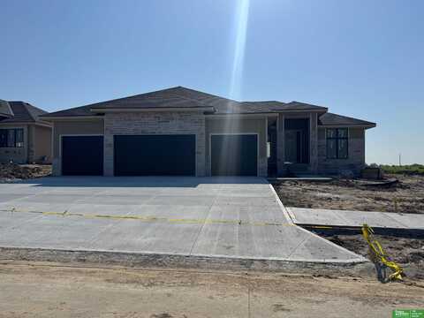 5705 N 197th Street, Elkhorn, NE 68022
