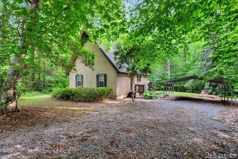 233 Chestnut Drive, Bracey, VA 23919