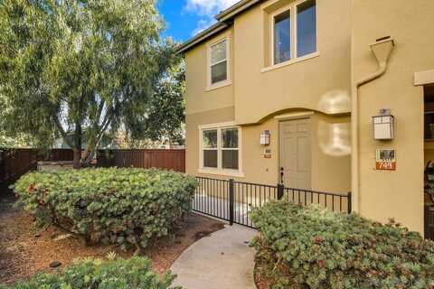 751 Paradise Way, National City, CA 91950