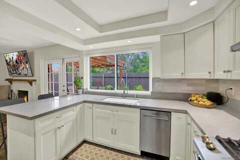 3069 Plaza Natalia, Bonita, CA 91902