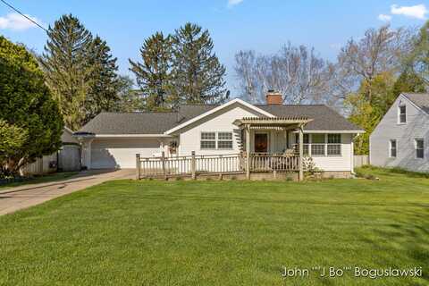 1017 Pearl Street, Belding, MI 48809