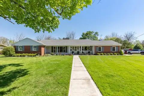 3927 N Big Spring Drive SW, Grandville, MI 49418