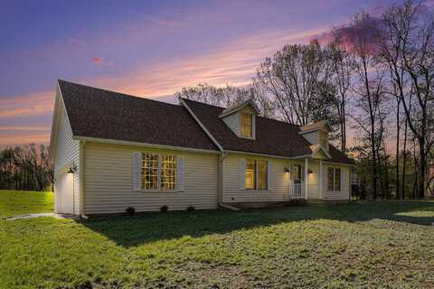 7200 Snow Avenue SE, Alto, MI 49302