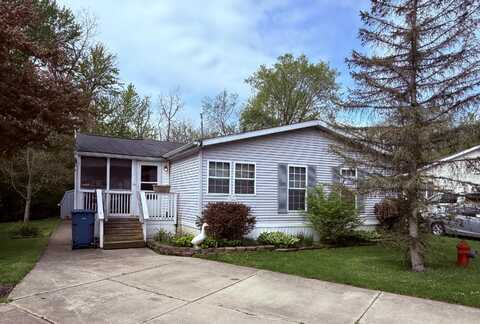 3264 Hawthorn Circle, Jackson, MI 49201