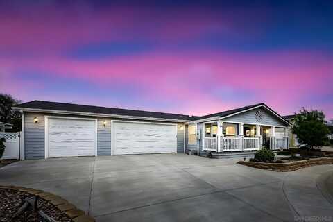2239 Black Canyon Rd, Ramona, CA 92065
