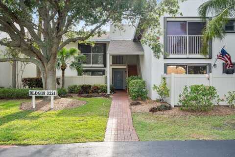 3221 S Lakeview Circle, Fort Pierce, FL 34949