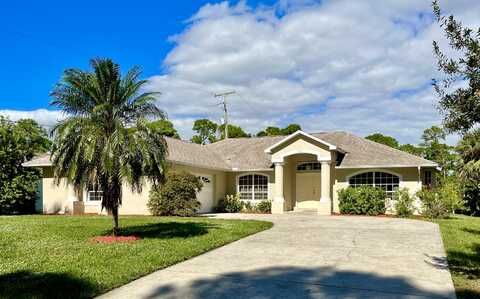 1366 17th Place SW, Vero Beach, FL 32962