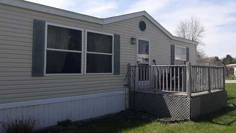 8775 Country View Drive NW, Sparta, MI 49345