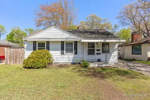 1060 Green Street, Muskegon, MI 49442