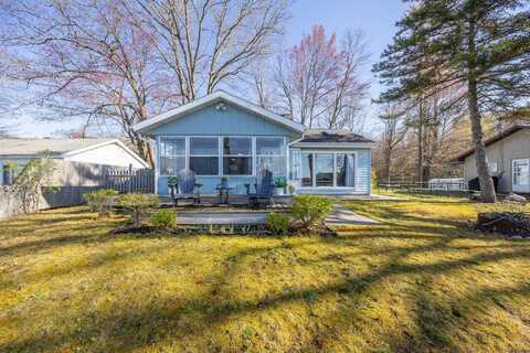 10401 N Chippewa Drive, Evart, MI 49631
