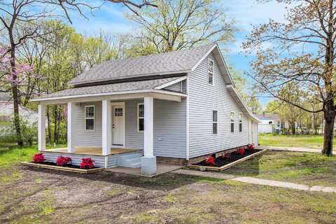 227 Delano Street, Allegan, MI 49010