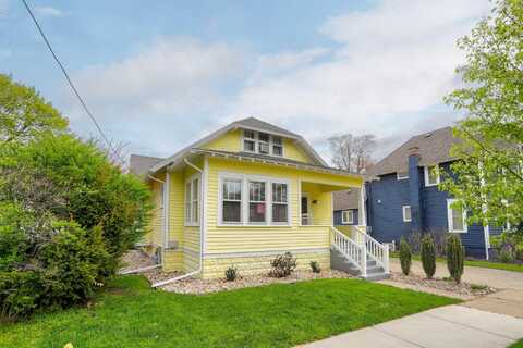 225 Van Buren Street, South Haven, MI 49090
