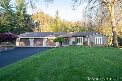 7929 Fitzsimmons Court SE, Alto, MI 49302
