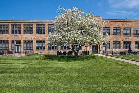 2214 S State Street, Saint Joseph, MI 49085