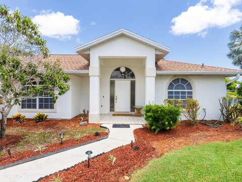1123 SW Oak Hollow Court, Palm City, FL 34990