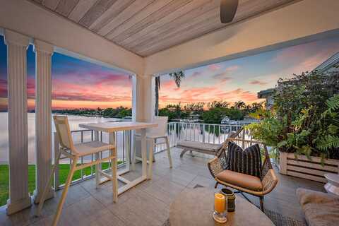 209 Evans Lane, Manalapan, FL 33462