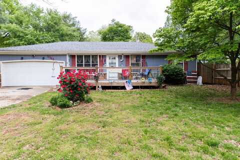 1046 E Guinevere Street, Springfield, MO 65807