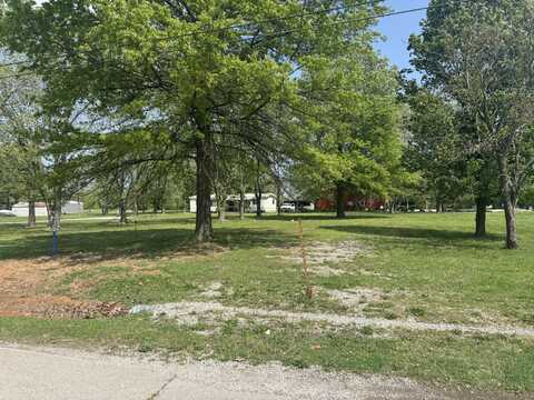 614 Lake Street, Greenfield, MO 65661