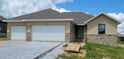 661 W Pinewood Street, Nixa, MO 65714