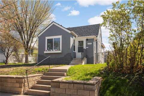 4125 6th Street NE, Columbia Heights, MN 55421