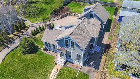 912 5th Street S, Stillwater, MN 55082