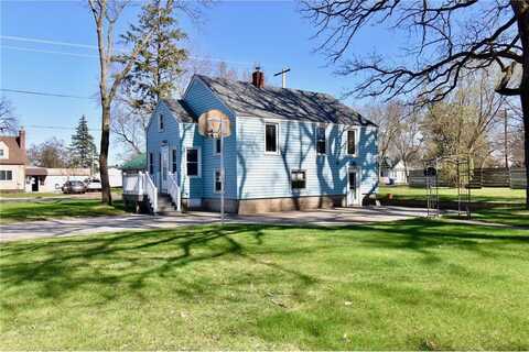 220 10th Street S, Sauk Rapids, MN 56379
