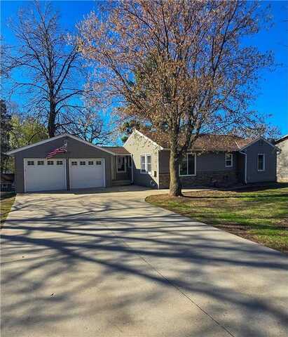927 Lindbergh Drive S, Little Falls, MN 56345
