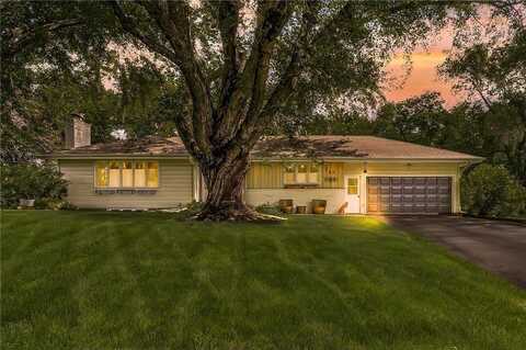 92 Glendale Drive, Long Lake, MN 55356