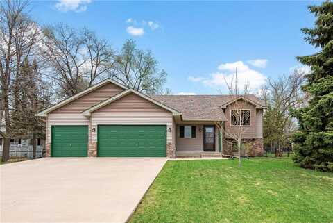 2884 95th Avenue NE, Blaine, MN 55449