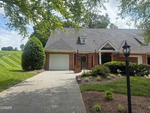 915 Fine Glen Drive Drive, Sevierville, TN 37862
