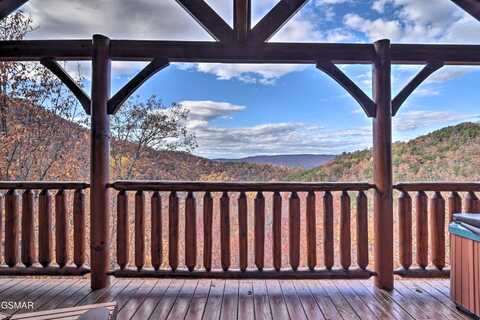2867 White Oak Ridge Lane, Sevierville, TN 37862