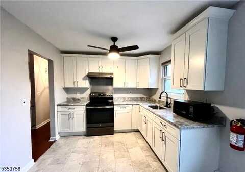 322 Richard Mine Rd, Rockaway, NJ 07885