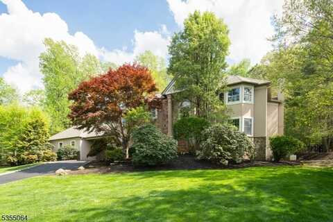 22 Nottingham Way, Warren, NJ 07059