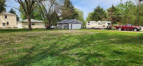 310 3rd Avenue NW, Glenville, MN 56036