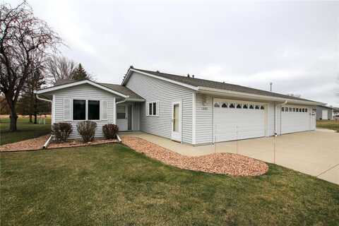 1205 Fairway Avenue NW, Hutchinson, MN 55350