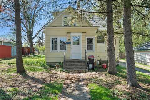 305 S Pierson Avenue, New Richmond, WI 54017