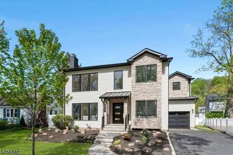2227 Pine Ter, Scotch Plains, NJ 07076