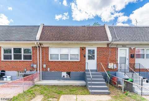 2433 Wainwright St, Camden City, NJ 08104