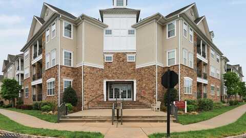 7104 Minuteman Ln, Franklin, NJ 08873