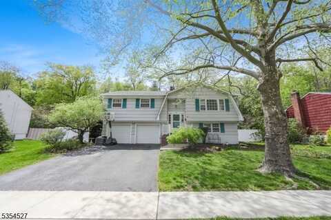 273 Andrew Place, Bloomingdale, NJ 07403