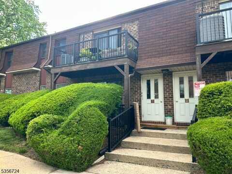 703 Nottingham Way, Raritan, NJ 08822