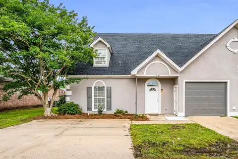 670 Kirk Cauldy Dr, Starkville, MS 39759