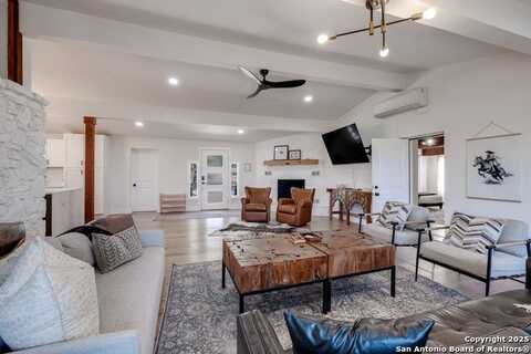 5a ROLLING ACRES ROAD, Boerne, TX 78006