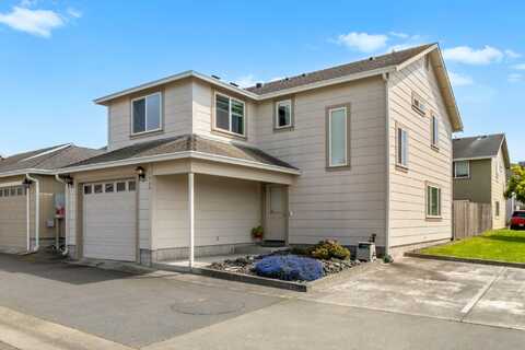 1460 Sandstone Lane, McKinleyville, CA 95519