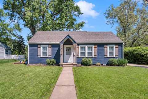 715 Simpson St, McPherson, KS 67460