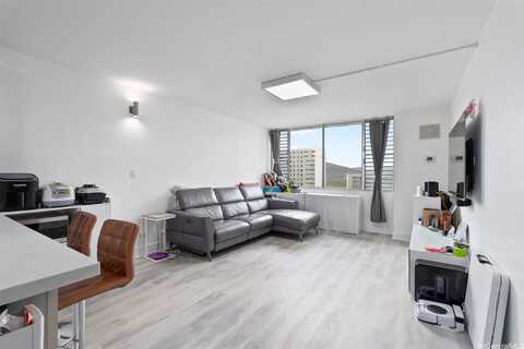 3045 Ala Napuaa Place, Honolulu, HI 96818