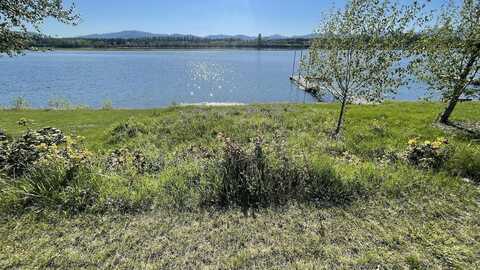 307 Guinevere Dr, Usk, WA 99180