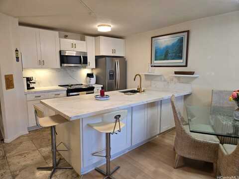 60 N Beretania Street, Honolulu, HI 96817