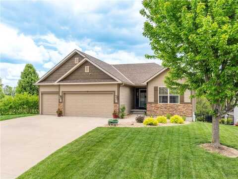 19351 Tomahawk Lane, Saint Joseph, MO 64505